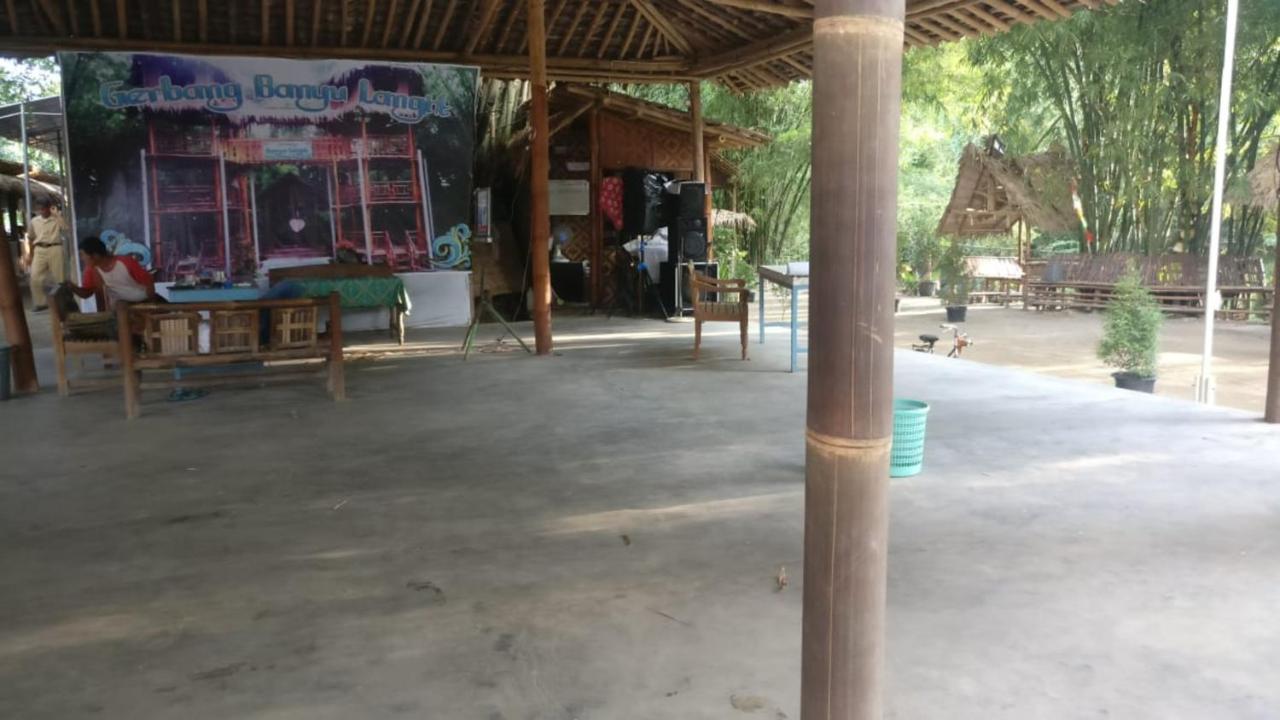Gerbang Banyu Langit Cottage Bantul Exterior foto