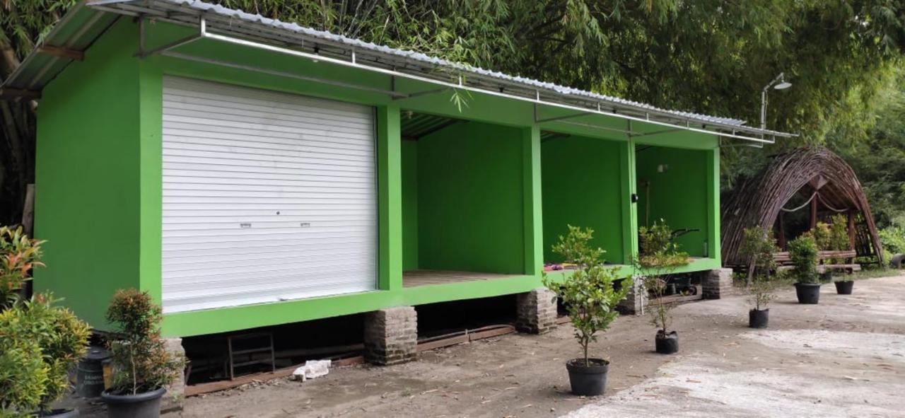 Gerbang Banyu Langit Cottage Bantul Exterior foto