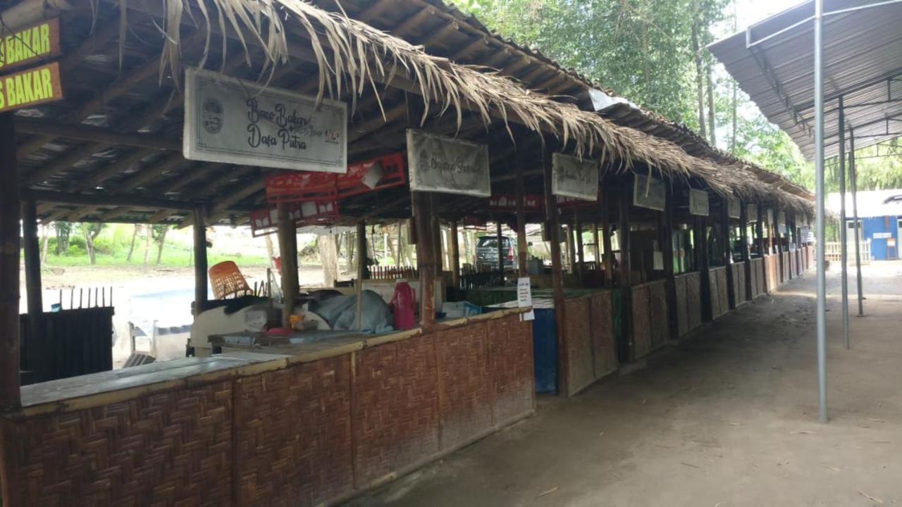 Gerbang Banyu Langit Cottage Bantul Exterior foto